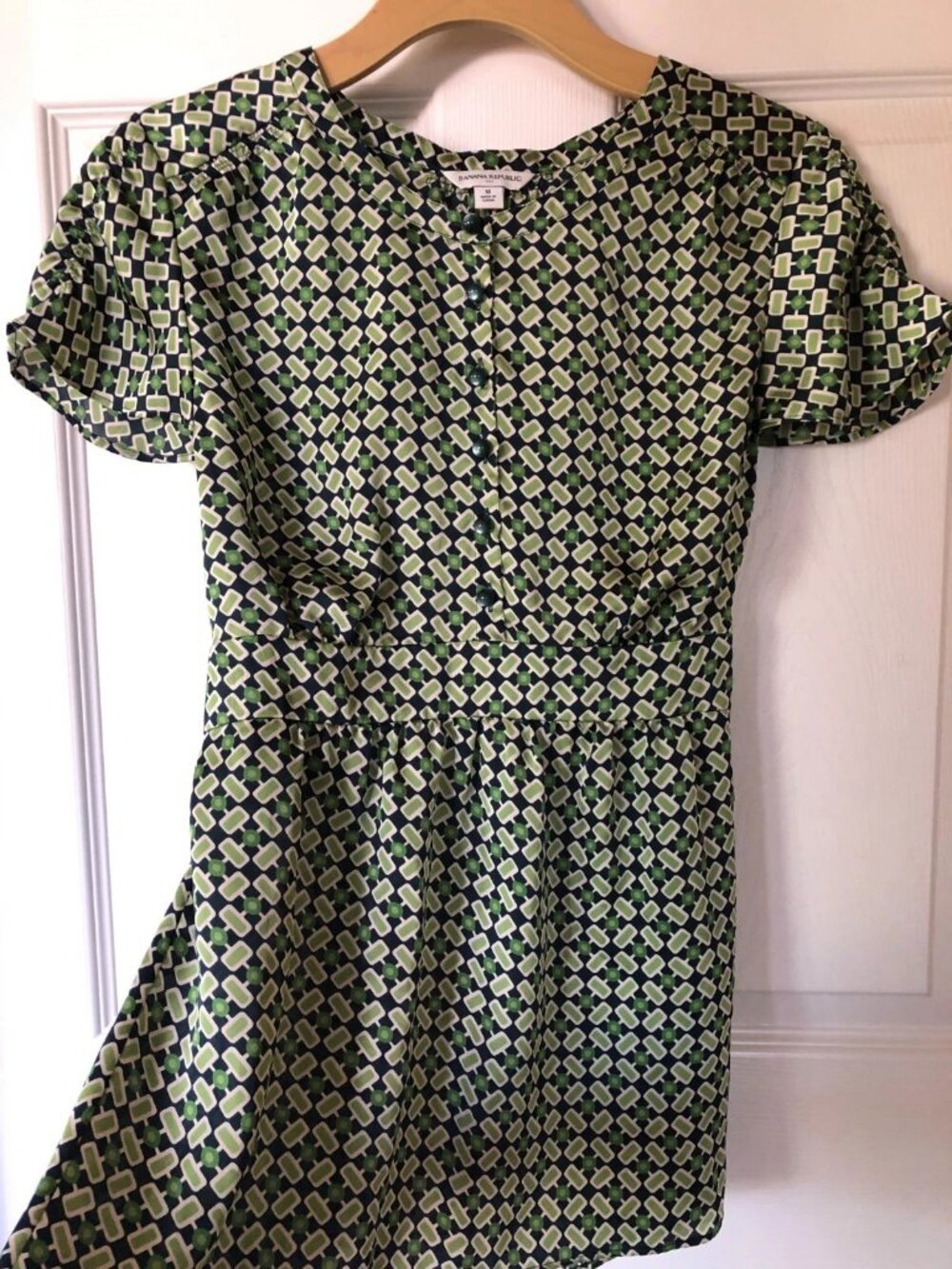 Y2K Banana Republic Short Sleeve Green Geometric Blouse Top Size M - Picture 16 of 16